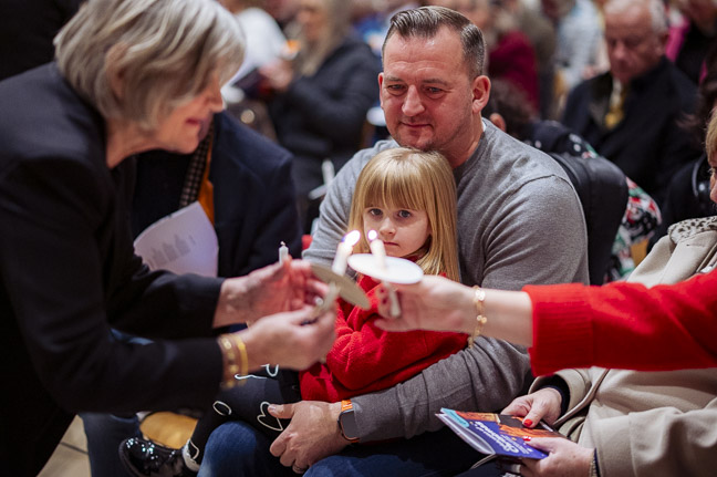 Peter and Elodie at Canterbury Celebration of Christmas © Cemanthe Mckenzie of Lemon Feather Photography