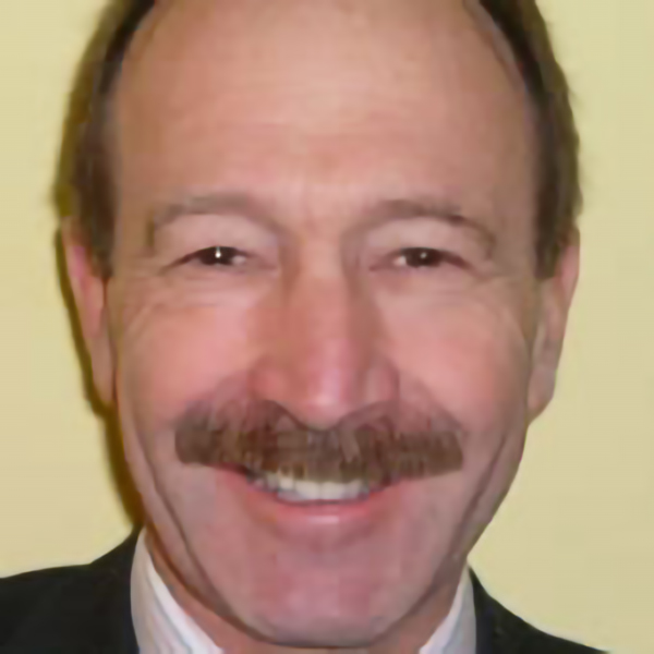 Des Crampton, Vice President